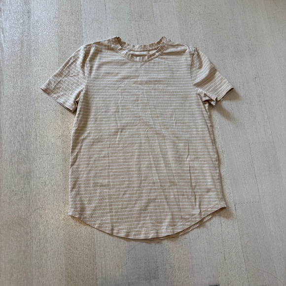 UNUSED Lululemon Love Tee Beige with White Stripe Size 2 - Picture 1 of 3